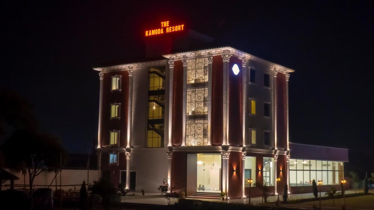 The Kamoda Resort Ambikapur Luaran gambar
