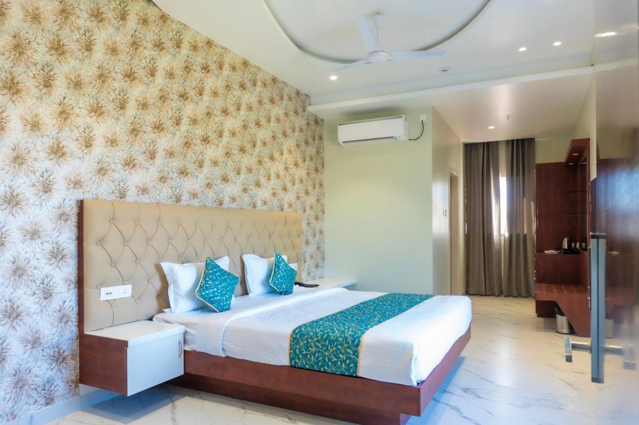 The Kamoda Resort Ambikapur Luaran gambar