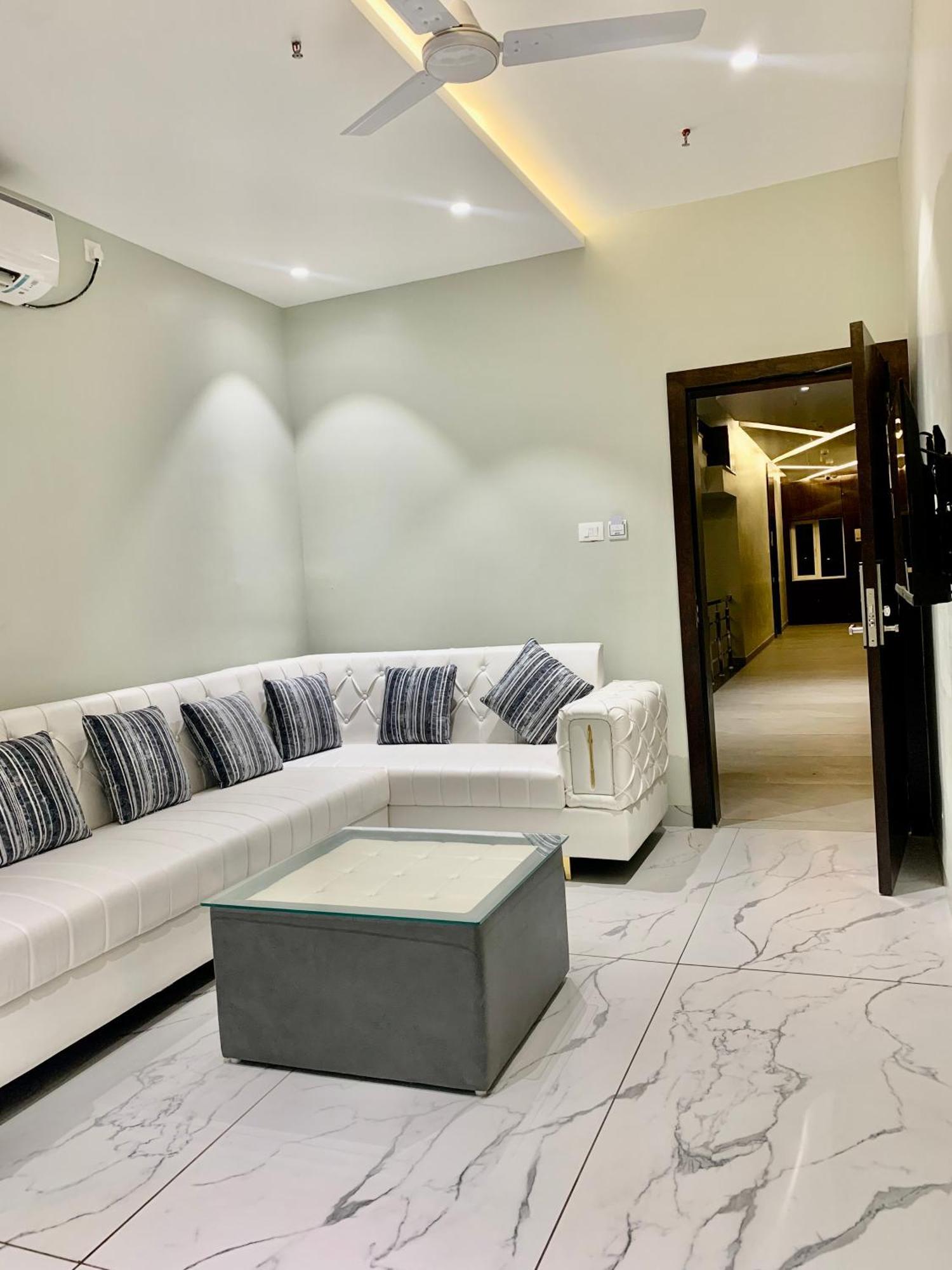 The Kamoda Resort Ambikapur Luaran gambar